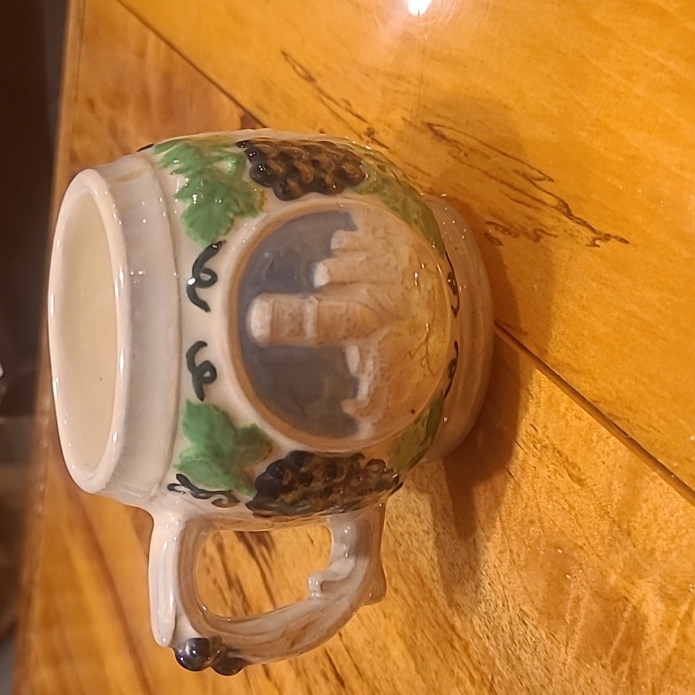 Ceramic Mug with Grape and City Design